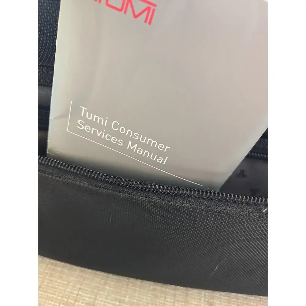Tumi approx 17x12x8